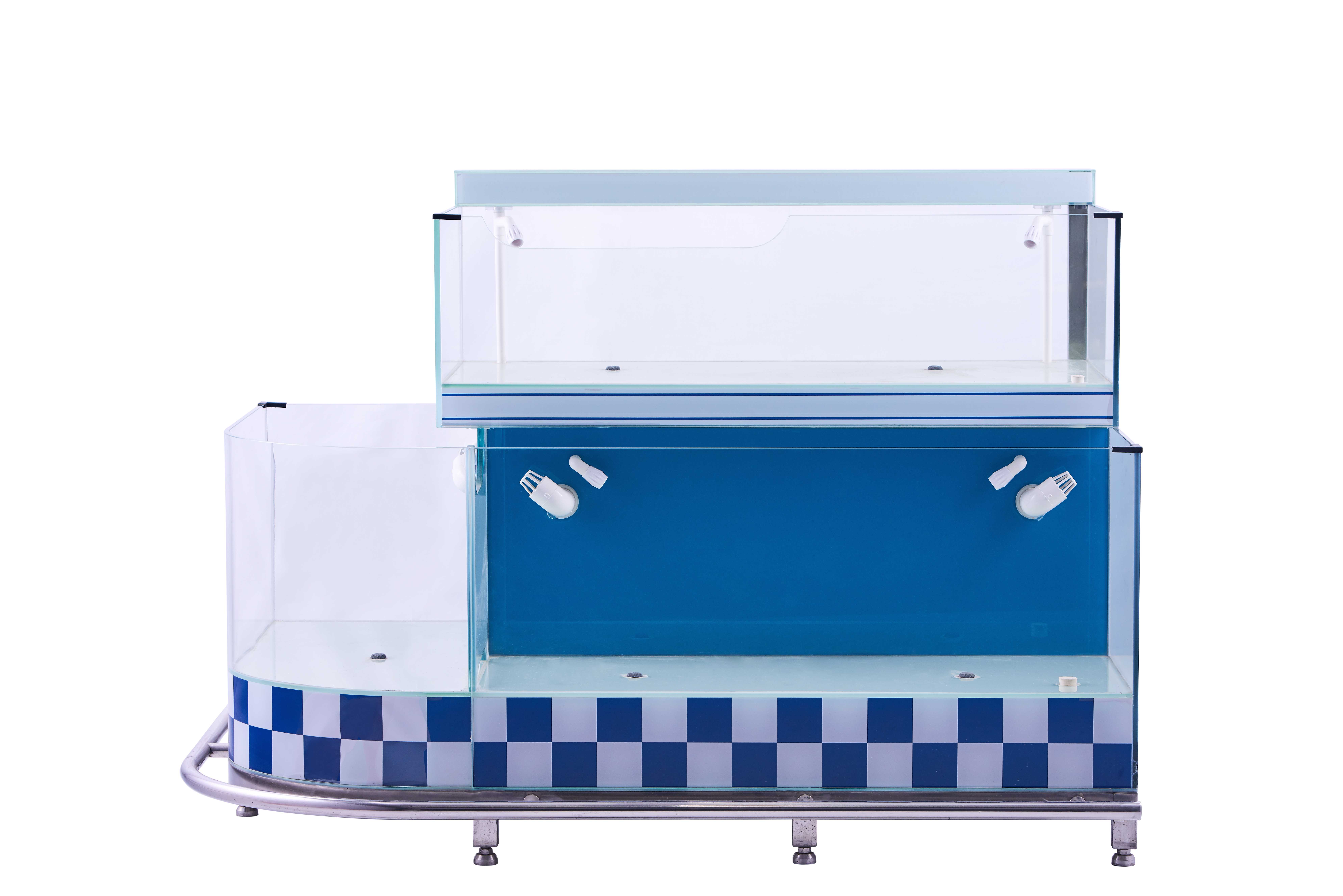 Corner seafood pool on the second floor